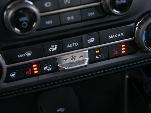 Used 2024 Ford Bronco Wildtrak AWD/4WD image 21