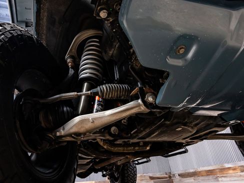 Used 2023 Ford Bronco Wildtrak image 14