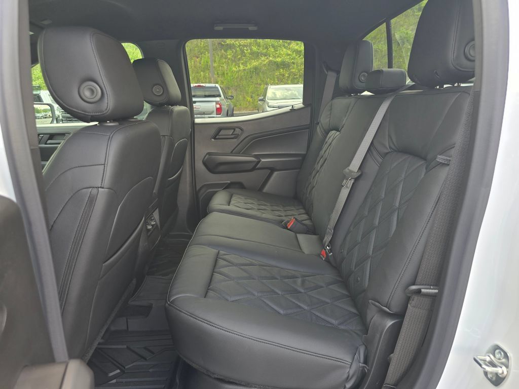 New 2026 Chevrolet Colorado Trail Boss AWD/4WD image 12