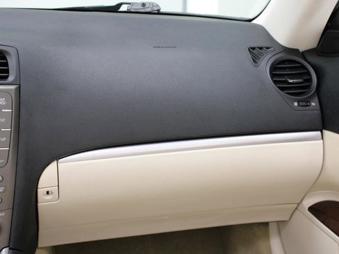 Used 2011 Lexus IS 250C image 60