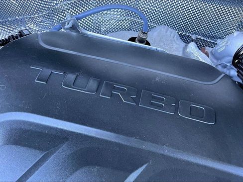 Used 2021 Buick Encore GX Select FWD image 34