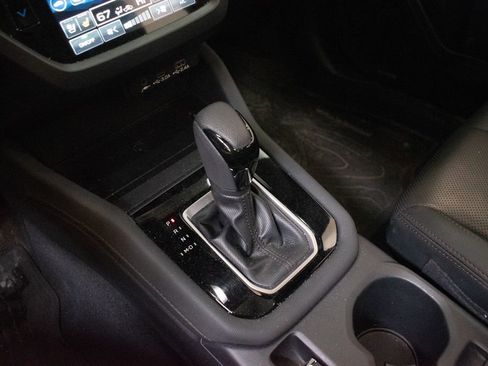 Used 2025 Subaru Forester Touring AWD/4WD image 18