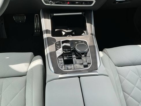 New 2026 BMW X5 xDrive50e w/ M Sport Package AWD/4WD image 14