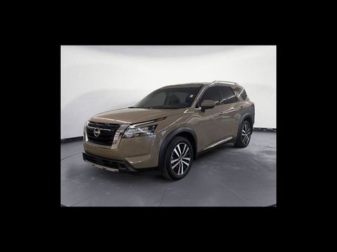Used 2023 Nissan Pathfinder Platinum AWD/4WD image 2