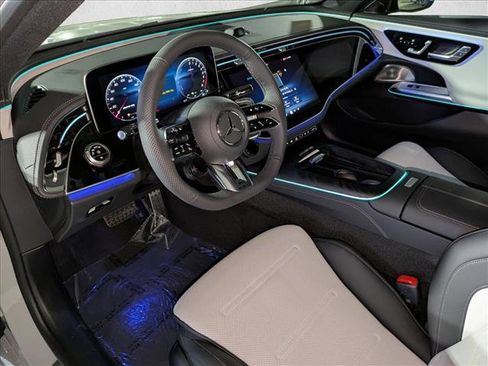 New 2026 Mercedes-Benz E 53 AMG e 4MATIC Sedan image 3