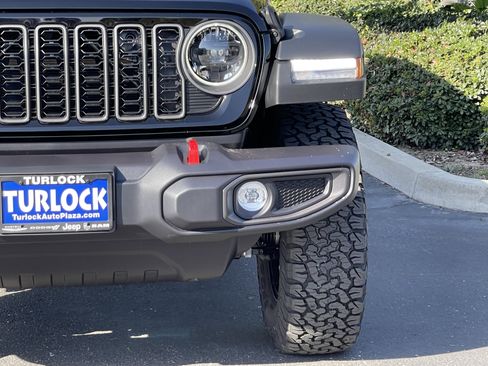 New 2026 Jeep Wrangler Unlimited Rubicon image 6