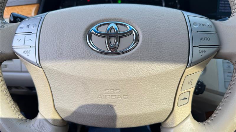 Used 2007 Toyota Avalon Limited FWD image 32