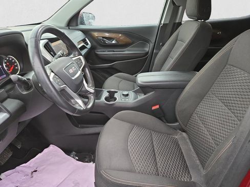 Used 2020 GMC Terrain SLE w/ Driver Convenience Package image 10