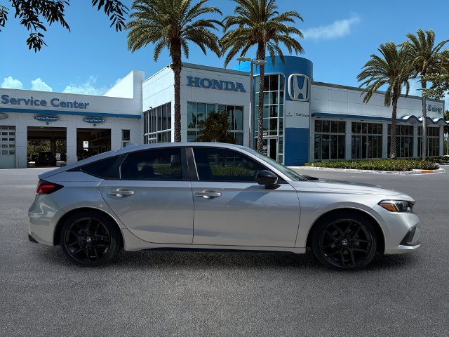 Used 2024 Honda Civic Sport image 9