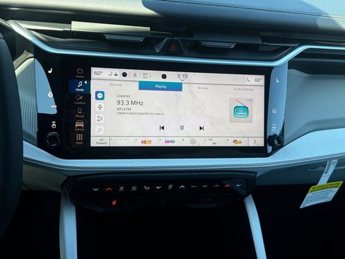 New 2026 Jeep Cherokee Limited image 18