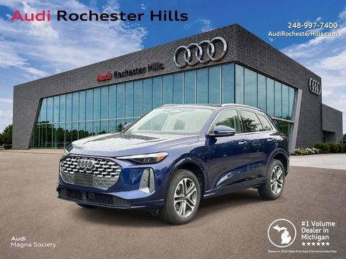 Certified 2025 Audi Q5 Premium w/ Convenience Package AWD/4WD image 1