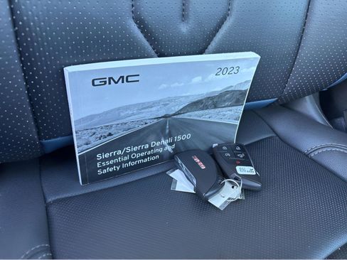 Used 2023 GMC Sierra 1500 SLT w/ SLT Premium Package image 35