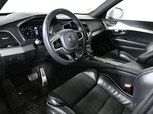 Used 2019 Volvo XC90 T5 R-Design w/ Protection Package Premier image 4