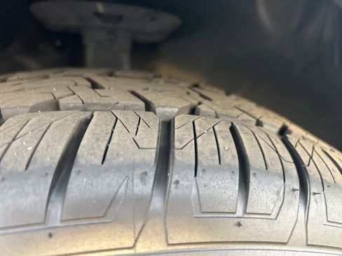 Used 2018 Honda CR-V EX-L image 12