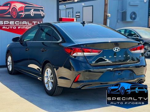 Used 2018 Hyundai Sonata SE w/ Cargo Package FWD image 6