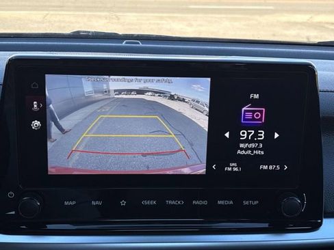 Used 2023 Kia Forte GT-Line image 24