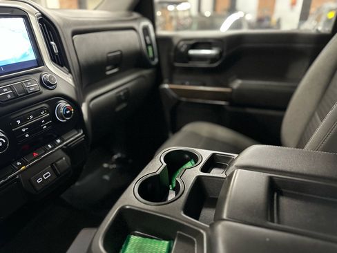 Used 2020 Chevrolet Silverado 1500 LT image 31