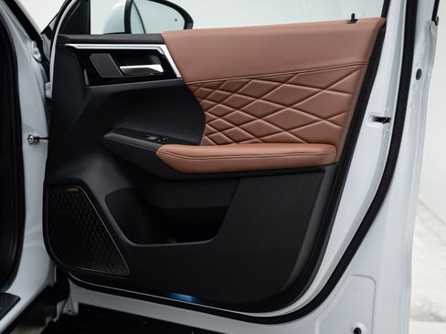 New 2026 Mitsubishi Outlander SEL image 30