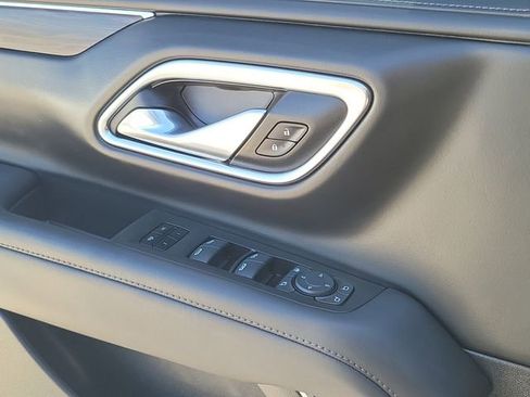 Certified 2024 Chevrolet Suburban LT w/ Luxury Package image 18