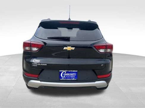 Certified 2022 Chevrolet TrailBlazer LT w/ Convenience Package image 8