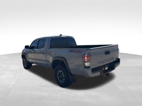 Used 2020 Toyota Tacoma TRD Off-Road w/ Technology Package image 7