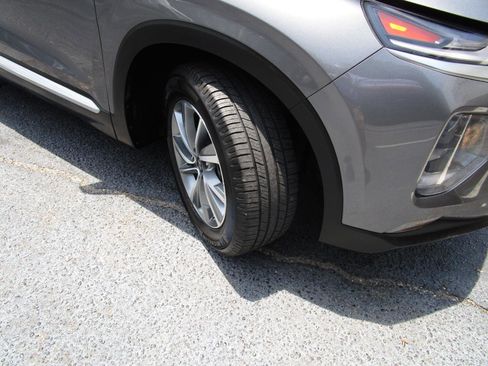 Used 2019 Hyundai Santa Fe SEL FWD image 32