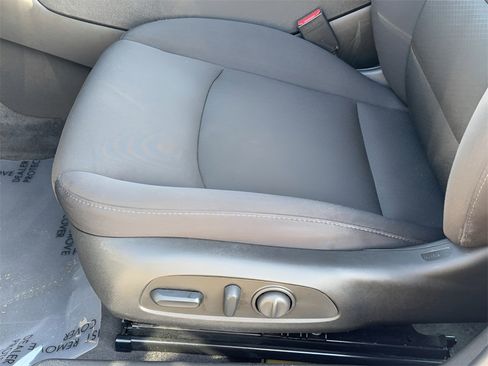 Used 2024 Chevrolet Malibu LT image 18