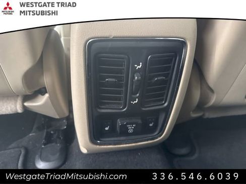 Used 2013 Jeep Grand Cherokee Limited w/ Luxury Group II image 14