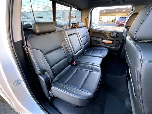 Used 2019 Chevrolet Silverado 2500 LTZ w/ Duramax Plus Package image 20