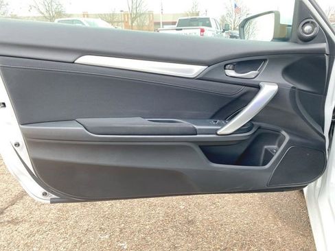 Used 2020 Honda Civic EX image 21