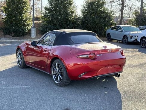Used 2017 MAZDA MX-5 Miata Grand Touring w/ Interior Package image 4