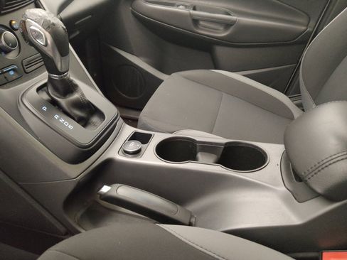Used 2014 Ford Escape S FWD image 26