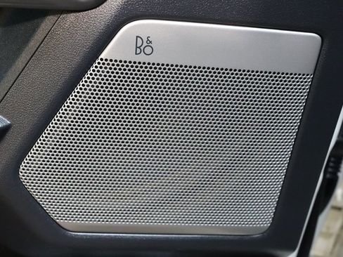 Used 2023 Ford F150 Lariat w/ Equipment Group 502A High image 34