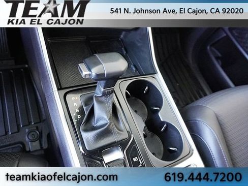 Certified 2025 Kia Carnival SX Prestige FWD image 36