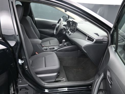 Used 2024 Toyota Corolla LE image 11