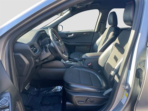 Used 2023 Ford Escape ST-Line image 22