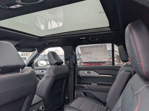 New 2026 Ford Explorer ST-Line w/ ST-Line Street Pack image 45