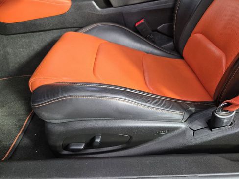 Used 2018 Chevrolet Camaro LT w/ Hot Wheels Edition image 26