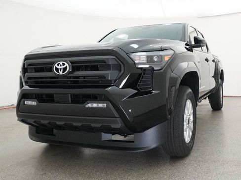 Used 2026 Toyota Tacoma SR5 AWD/4WD image 53