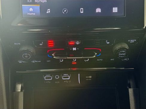 New 2025 Jeep Grand Cherokee Laredo image 15