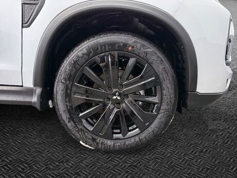 New 2026 Mitsubishi Outlander Sport LE image 11