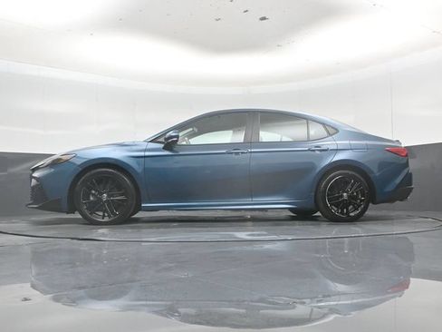 Used 2025 Toyota Camry SE FWD image 50