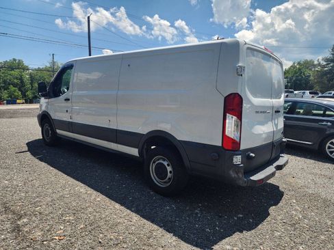 Used 2018 Ford Transit 250 148 Low Roof RWD image 4