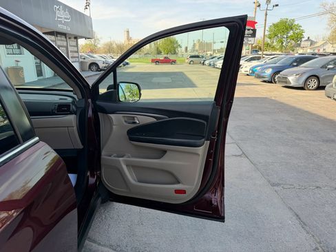 Used 2017 Honda Pilot EX-L image 13