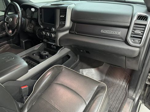 Used 2022 RAM 2500 Laramie w/ Night Edition AWD/4WD image 10