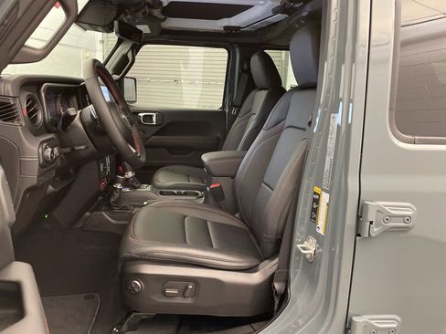 New 2026 Jeep Wrangler Unlimited Rubicon 392 image 17