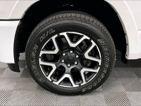Used 2025 RAM 1500 Laramie w/ Sport Appearance Package AWD/4WD image 10