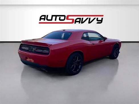 Used 2022 Dodge Challenger R/T image 7