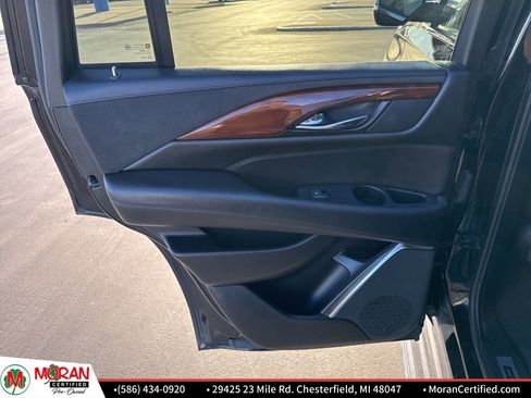 Used 2019 Cadillac Escalade Premium Luxury image 27
