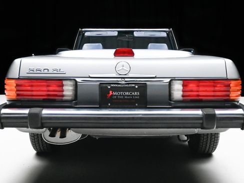 Used 1987 Mercedes-Benz 560 SL image 18